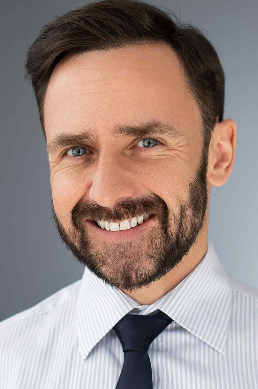 https://ville.sciaut.org/wp-content/uploads/2019/02/team_01-850x1280.jpg